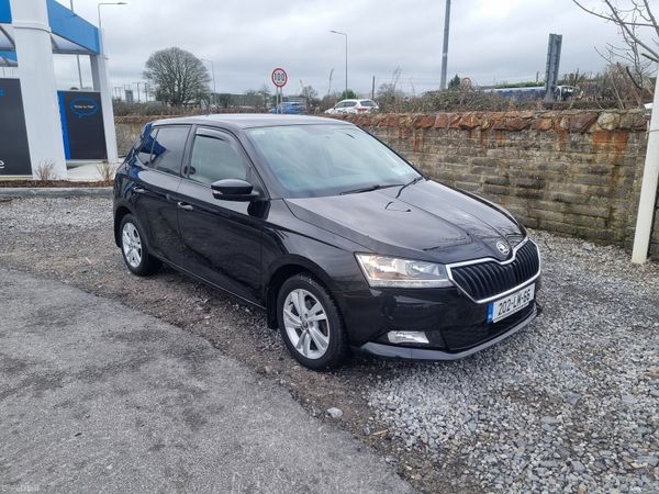 Skoda Fabia Hatchback, Petrol, 2020, Black