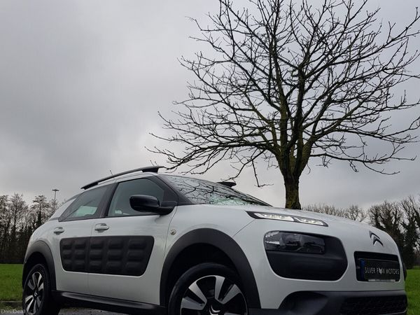 Citroen C4 Hatchback, Petrol, 2015, White