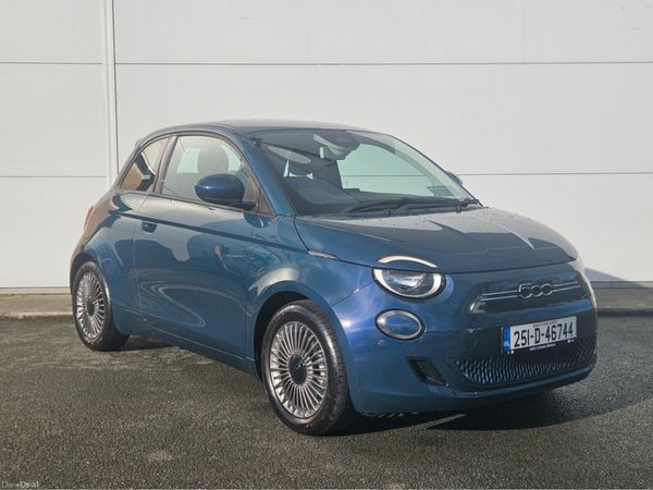 Fiat 500e Hatchback, Electric, 2025, Green