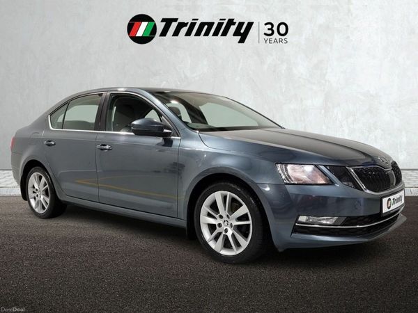 Skoda Octavia Saloon, Diesel, 2018, Grey