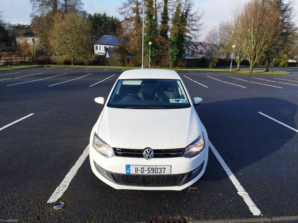 Volkswagen Polo Hatchback, Diesel, 2011, White