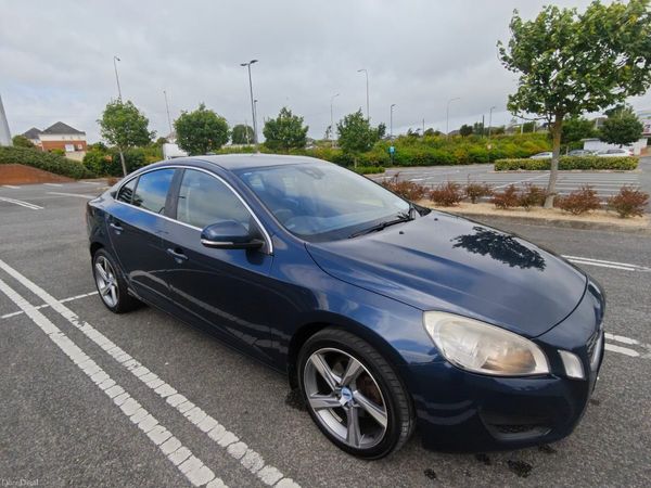 Volvo S60 Saloon, Diesel, 2011, Blue