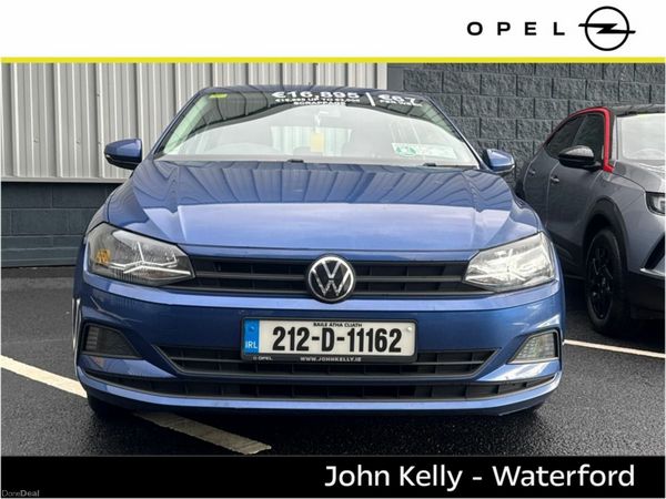 Volkswagen Polo Hatchback, Petrol, 2021, Blue