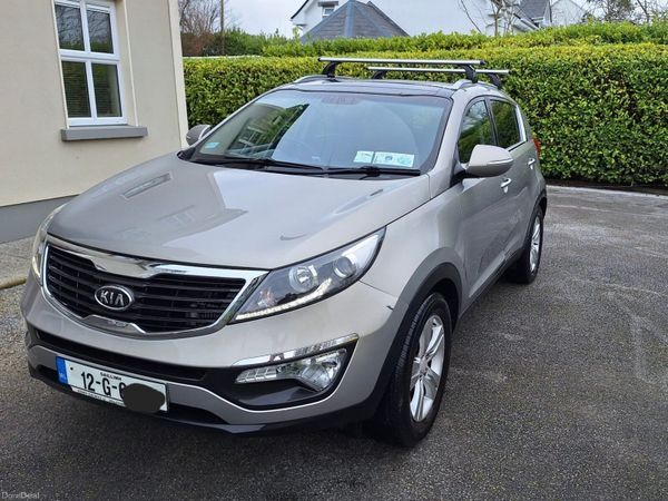 Kia Sportage SUV, Diesel, 2012, Silver