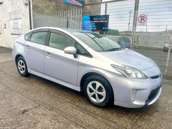 Toyota Prius Saloon, Petrol Hybrid, 2014, Grey
