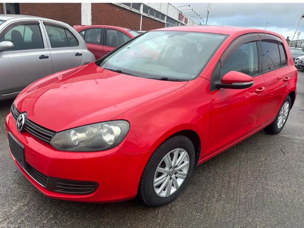 Volkswagen Golf Hatchback, Petrol, 2013, Red