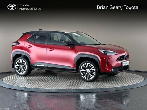 Toyota Yaris Cross Hatchback, Petrol Hybrid, 2023, Red