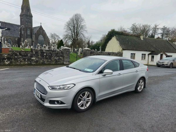 Ford Mondeo Hatchback, Diesel, 2016, Silver