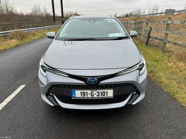 Toyota Corolla Estate/Jeep, Petrol Hybrid, 2019, Grey