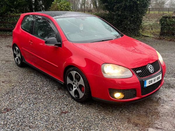 Volkswagen Golf Hatchback, Petrol, 2008, Red