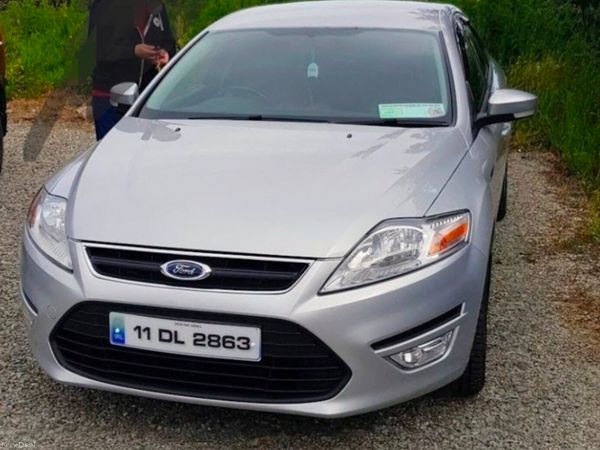 Ford Mondeo Hatchback, Diesel, 2011, Silver