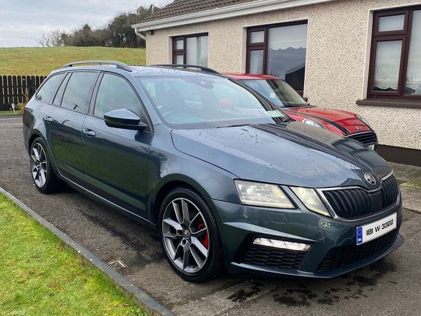 Skoda Octavia Hatchback, Diesel, 2018, Grey