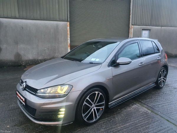 Volkswagen Golf Hatchback, Diesel, 2016, Grey