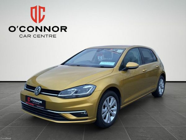 Volkswagen Golf Hatchback, Petrol, 2017, Gold