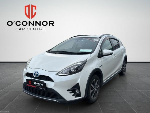 Toyota Aqua Hatchback, Petrol Hybrid, 2018, White