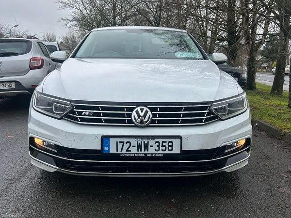 Volkswagen Passat Saloon, Diesel, 2017, White