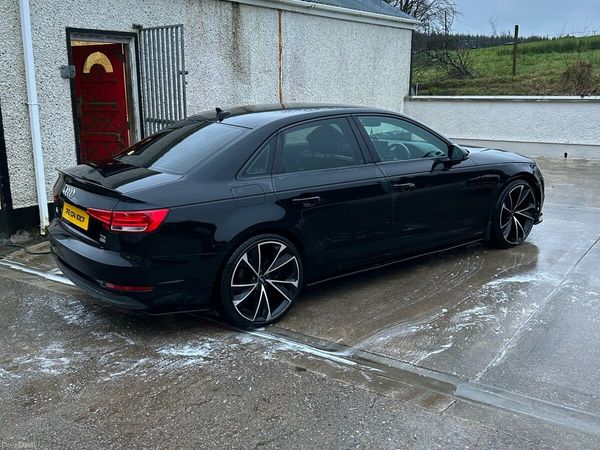 Audi A4 Saloon, Diesel, 2017, Black