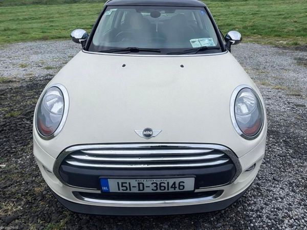 Mini Cooper Hatchback, Diesel, 2015, White