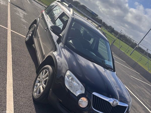 Skoda Yeti SUV, Diesel, 2010, Black