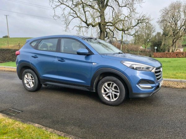 Hyundai Tucson SUV, Diesel, 2015, Blue