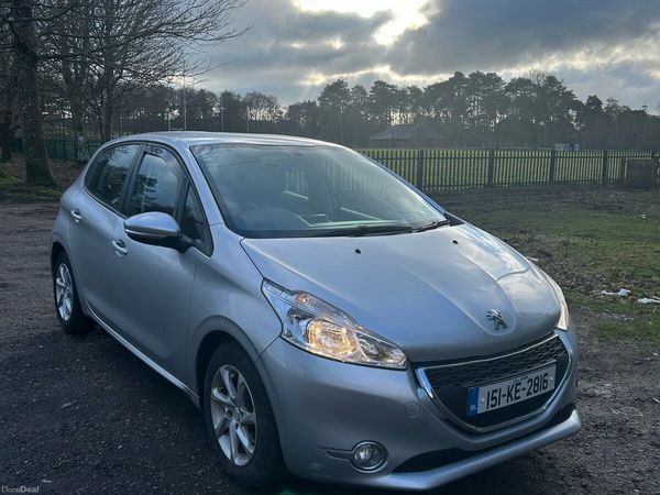 Peugeot 208 Hatchback, Diesel, 2015, Grey