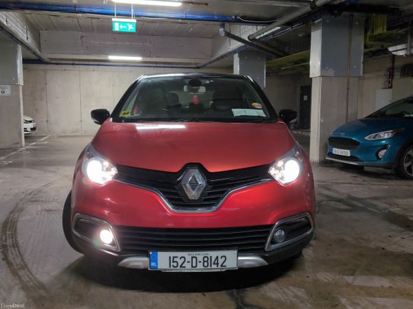 Renault Captur Hatchback, Diesel, 2015, Red
