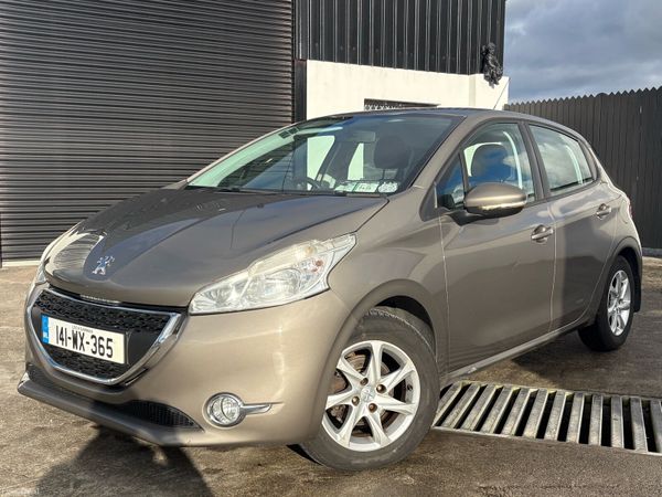 Peugeot 208 Hatchback, Diesel, 2014, Grey