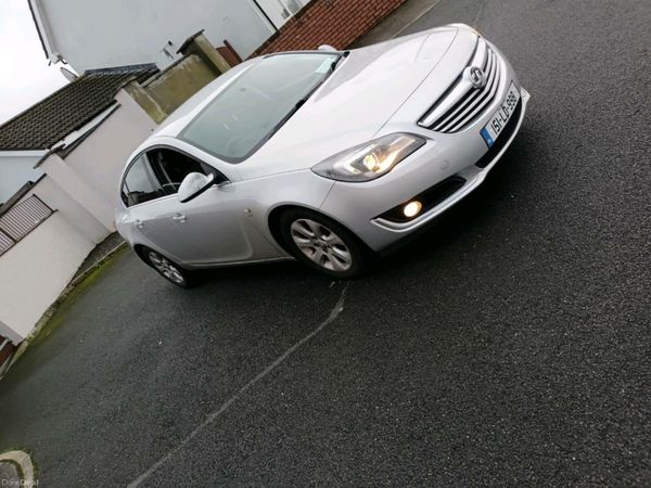 Vauxhall Insignia Hatchback, Diesel, 2015, Silver