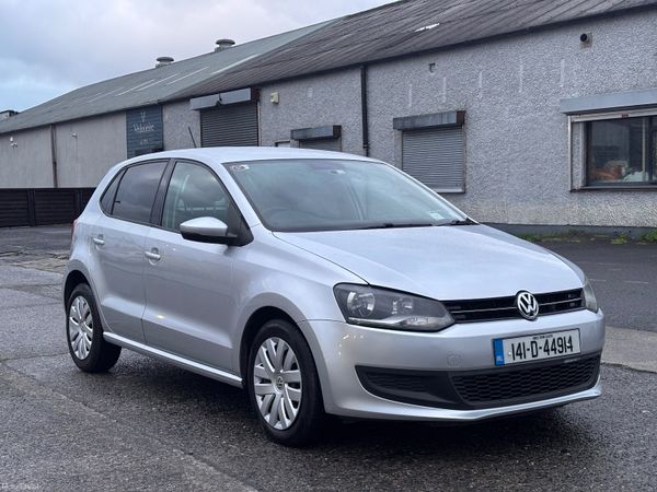 Volkswagen Polo Hatchback, Petrol, 2014, Silver