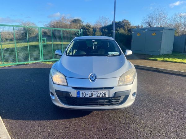 Renault Megane Hatchback, Diesel, 2010, Silver