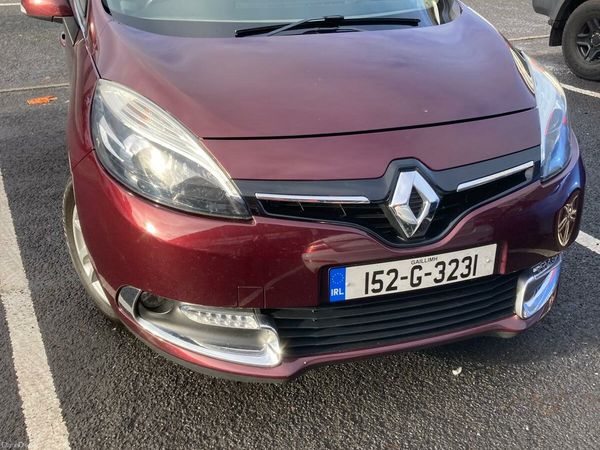 Renault Grand Scenic MPV, Diesel, 2015, Red