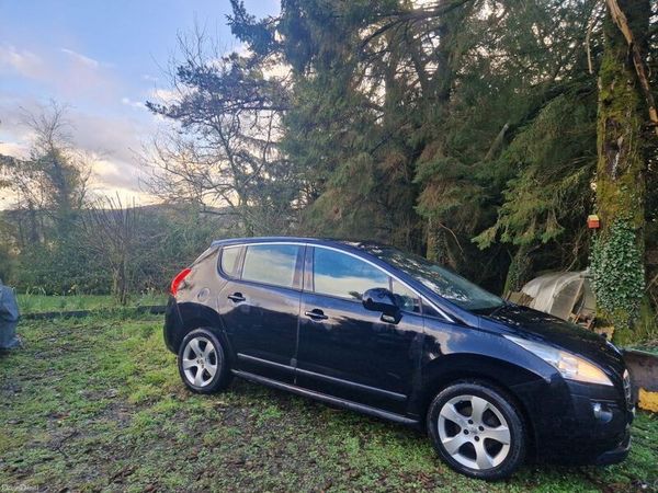 Peugeot 3008 MPV, Diesel, 2012, Black