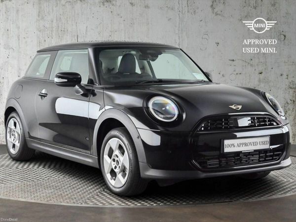 Mini Cooper Hatchback, Petrol, 2025, Black