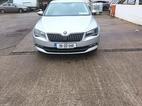 Skoda Superb Hatchback, Diesel, 2019, Silver