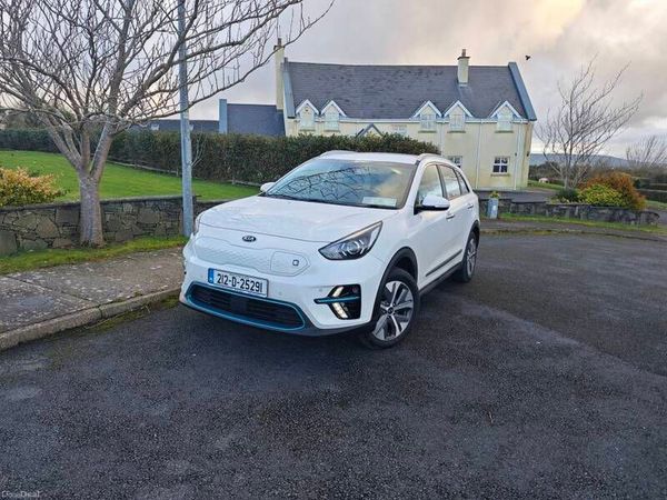 Kia e-Niro SUV, Electric, 2021, White