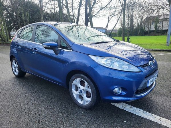 Ford Fiesta Hatchback, Diesel, 2010, Blue