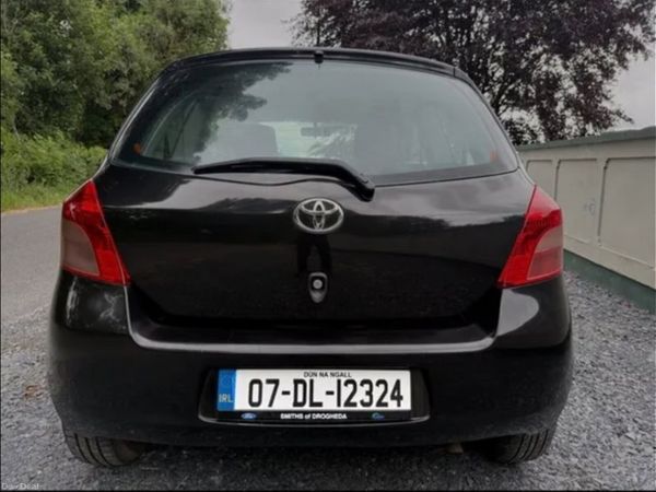 Toyota Yaris Hatchback, Petrol, 2007, Black