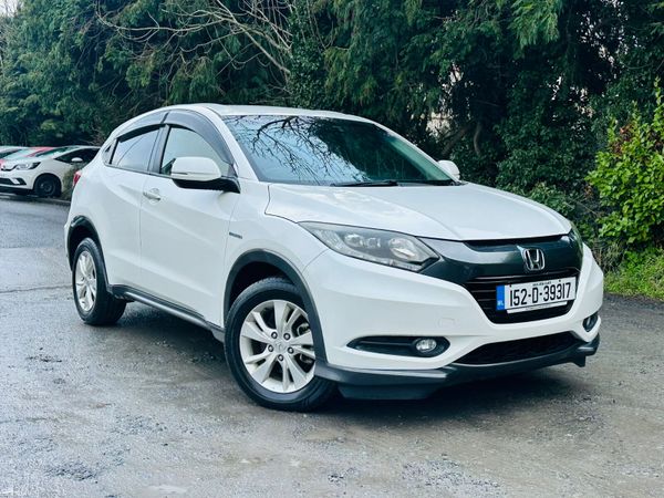 Honda Vezel Estate, Petrol Hybrid, 2015, White