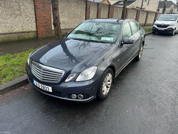 Mercedes-Benz E-Class Saloon, Diesel, 2010, Grey