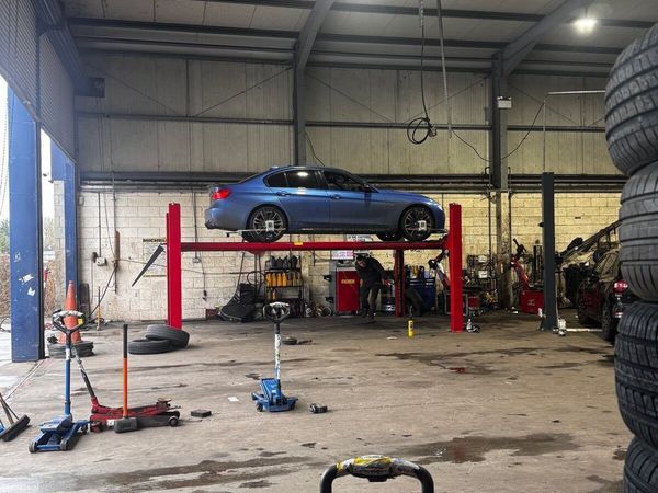 BMW 3-Series Saloon, Diesel, 2014, Blue