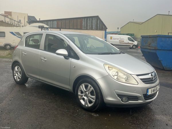 Opel Corsa Hatchback, Diesel, 2011, Silver