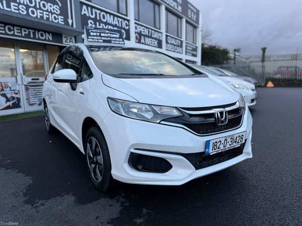 Honda Fit Hatchback, Petrol Hybrid, 2018, White