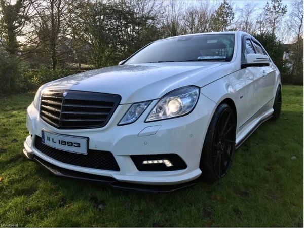 Mercedes-Benz E-Class Saloon, Diesel, 2011, White
