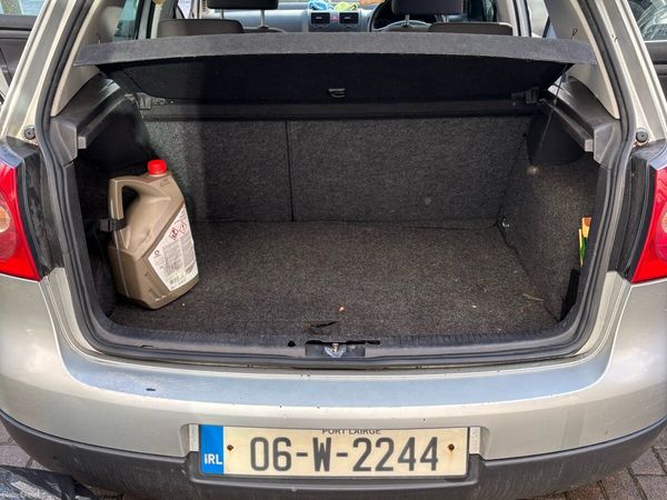 Volkswagen Golf Hatchback, Petrol, 2006, Silver