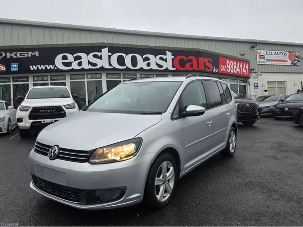 Volkswagen Touran MPV, Petrol, 2013, Silver