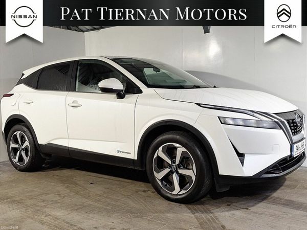 Nissan Qashqai MPV, Petrol, 2024, White