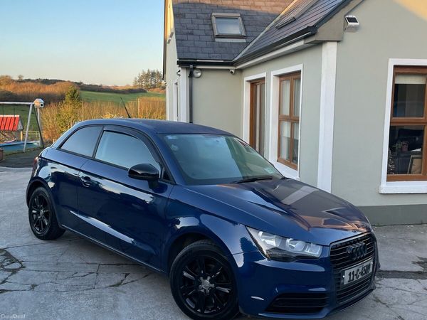 Audi A1 Hatchback, Petrol, 2011, Blue