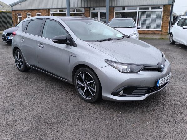 Toyota Auris Hatchback, Petrol Hybrid, 2017, Grey