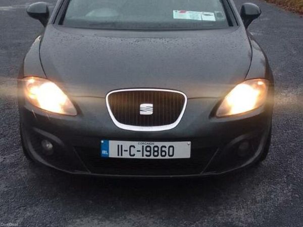 SEAT Leon Hatchback, Diesel, 2011, Grey