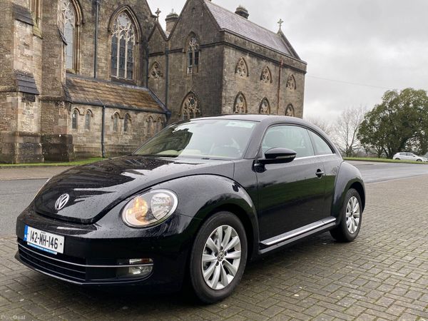 Volkswagen Beetle Hatchback, Petrol, 2014, Black